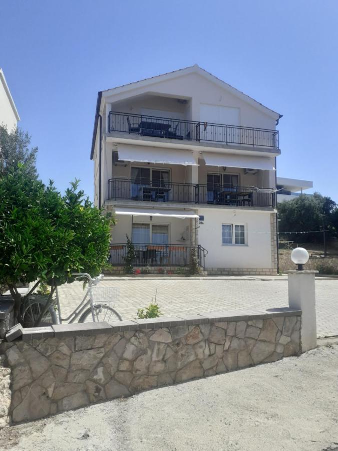 Apartments Gveric Шибеник Экстерьер фото