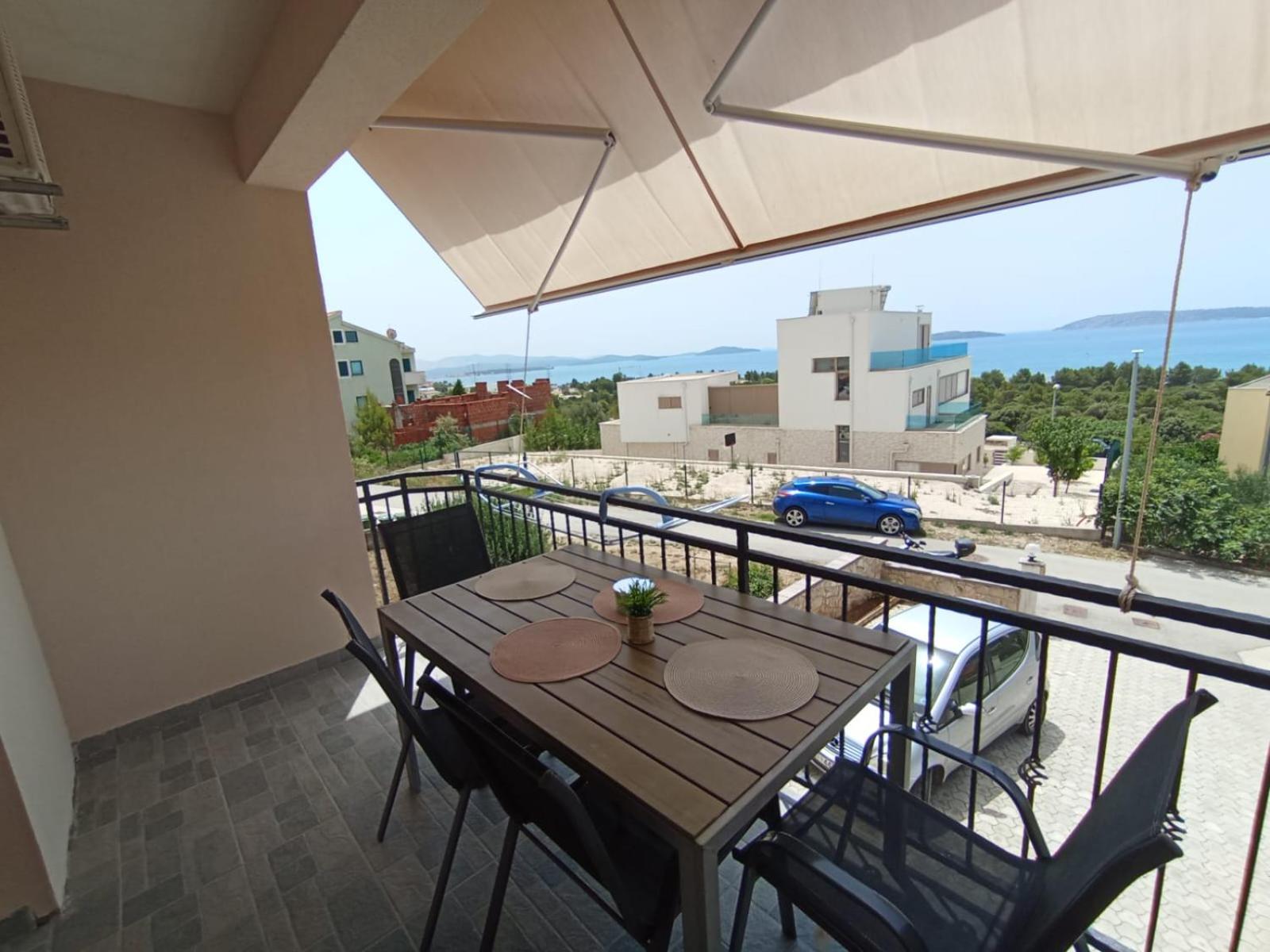 Apartments Gveric Шибеник Экстерьер фото